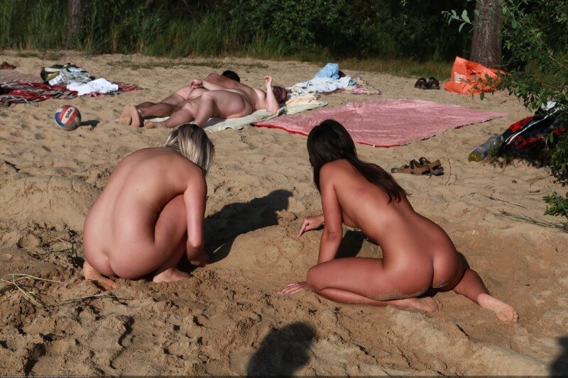 Aktivität am Bach Große Fotogalerie