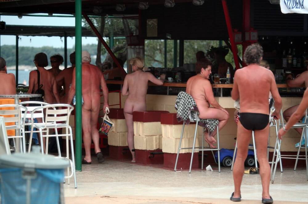 Blick auf das Abendessen im Freien