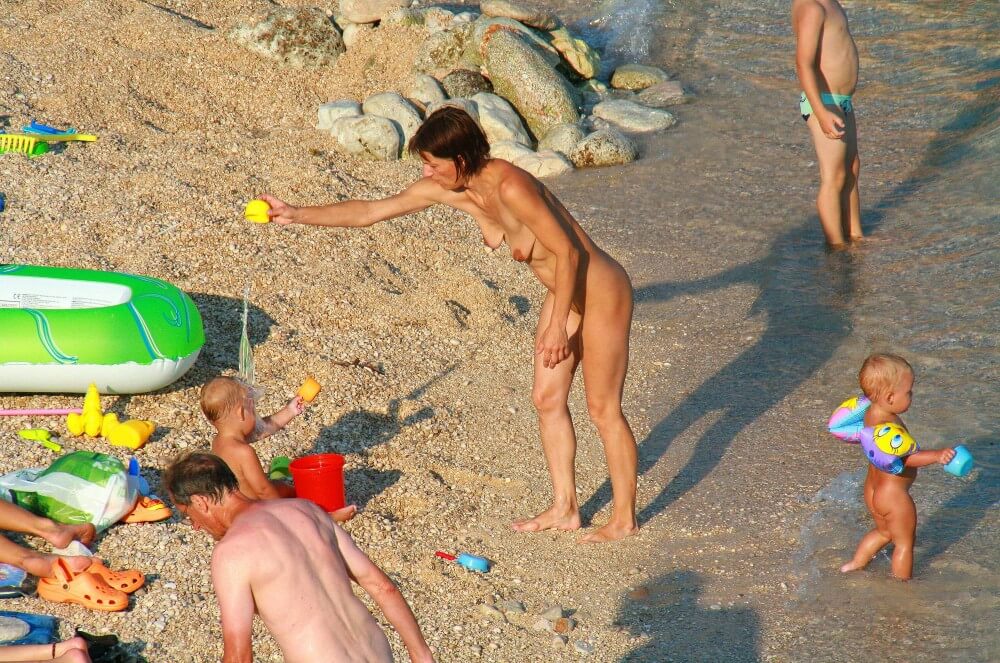 Fotogalerie des FKK-Strandes Ula