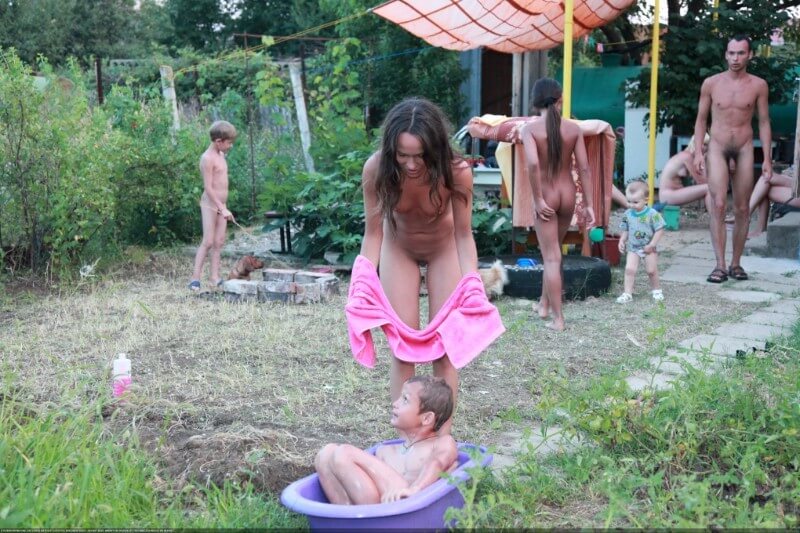 Grünes Fass Spaß-grasbewachsene Felder aus Gold Fotos