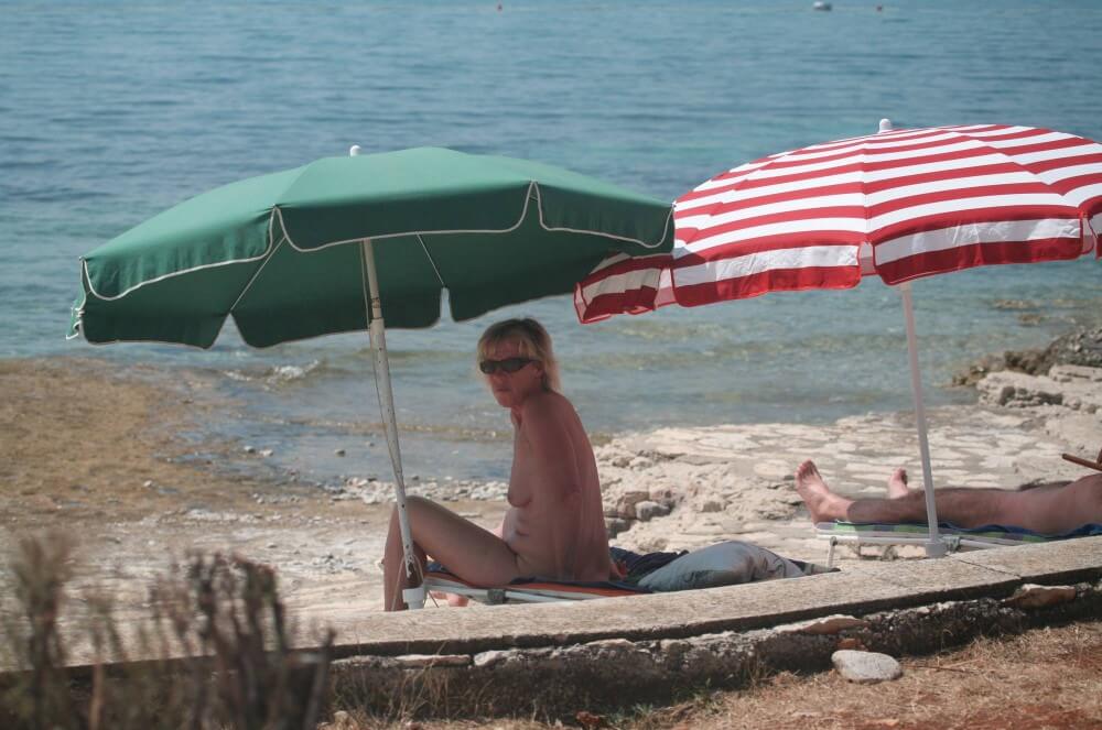 FKK Strandlinie Frontbilder