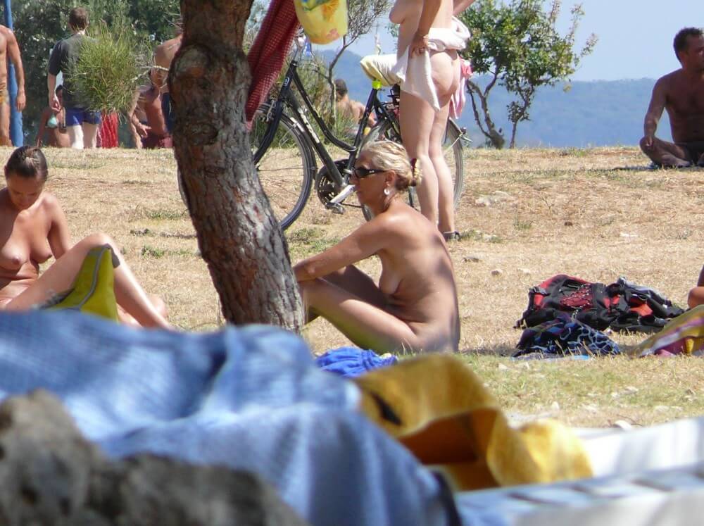 Ula FKK Uferperspektive Bilder